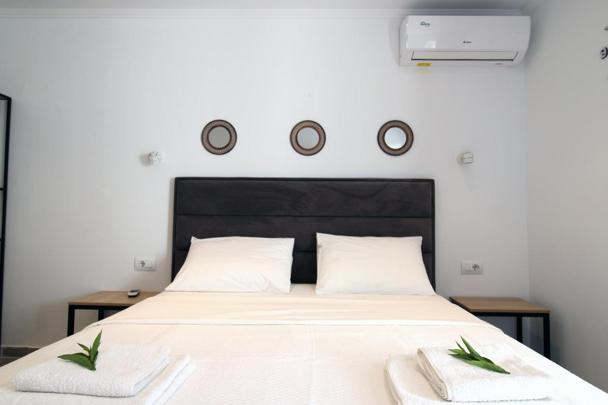 Melina'S Seaside Retreat Aparthotel Ksamil Exterior foto
