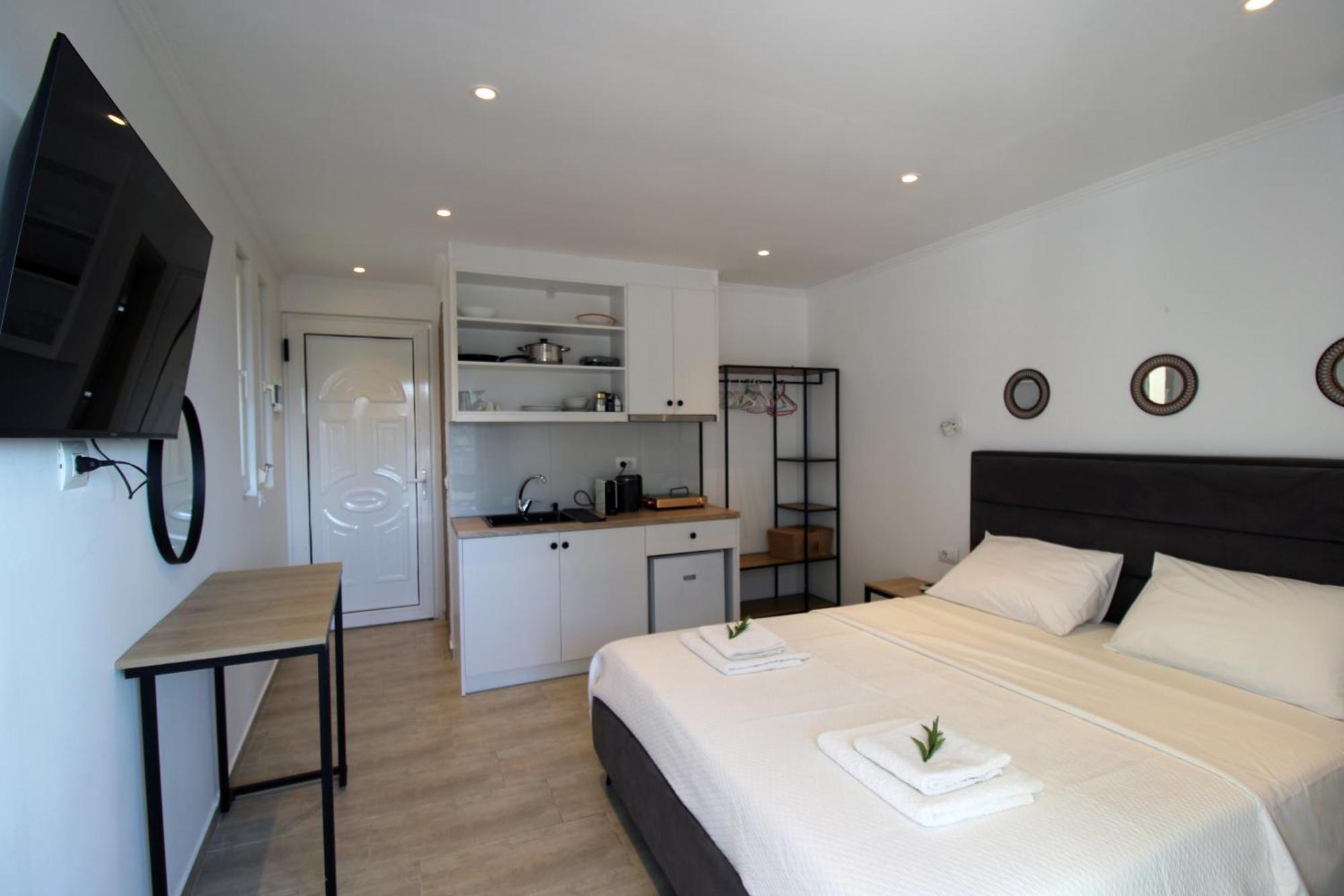 Melina'S Seaside Retreat Aparthotel Ksamil Exterior foto